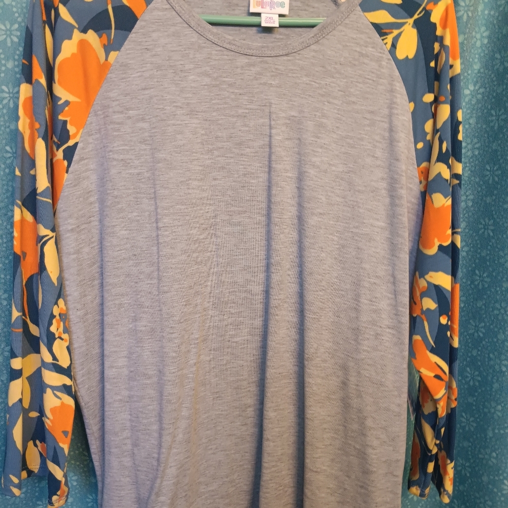 Lularoe long sleeve top